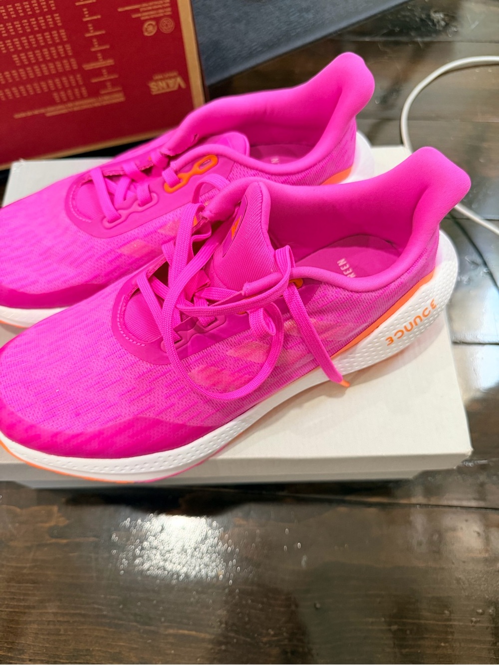 Adidas Pink and Orange Bounce Big Girls (Size 5) Running Shoes - Picture 4 of 4